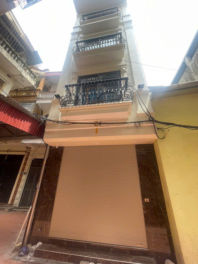 Bán nhà Ngõ 96 Phố Ngọc Lâm, diện tích 58m2, Quận Long Biên